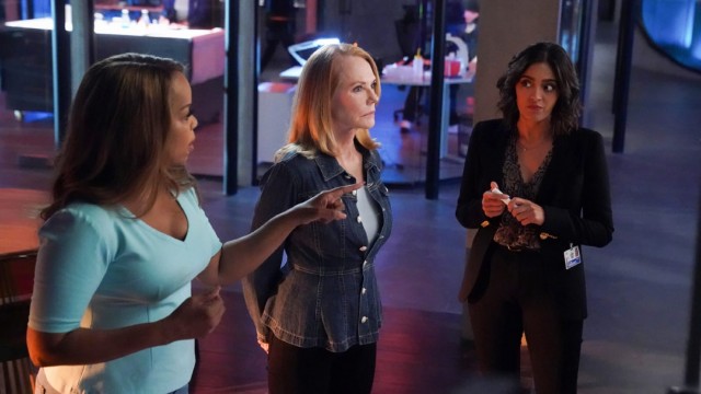 Click to watch 'In the White Room' (popup) CSI Vegas